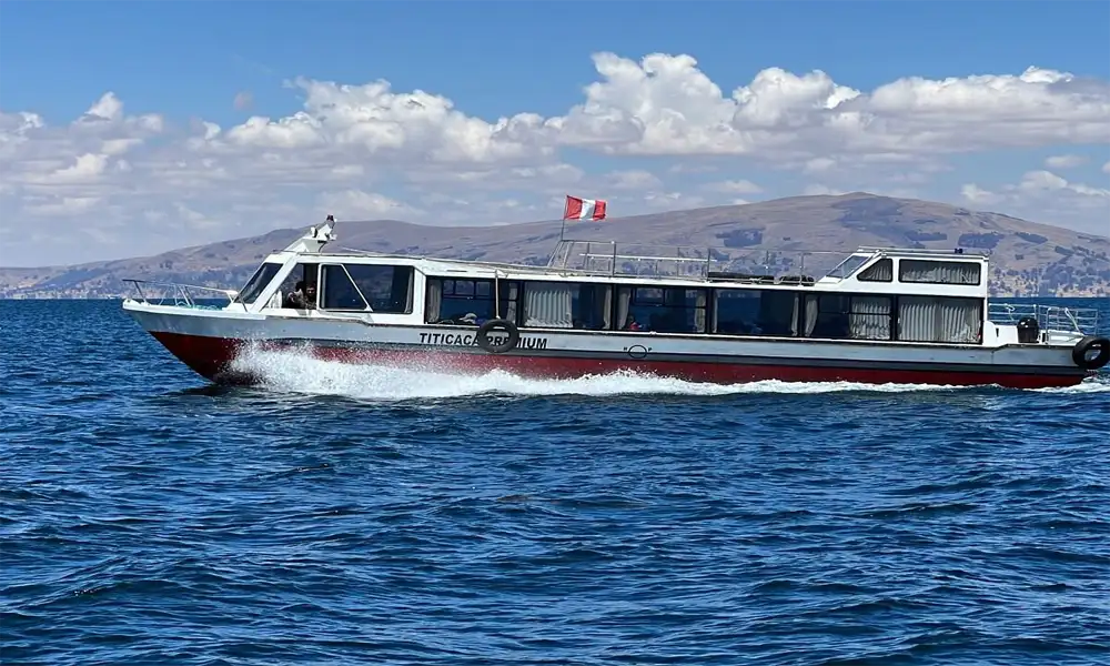 Uros and Taquile by Speedboat