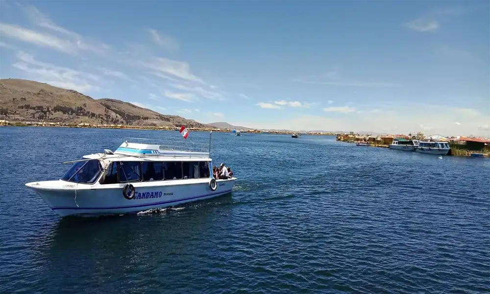 Uros and Taquile by Speedboat