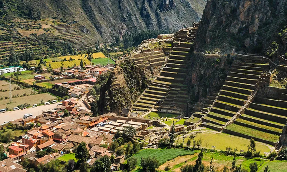Machu Picchu + Sacred Valley Tour