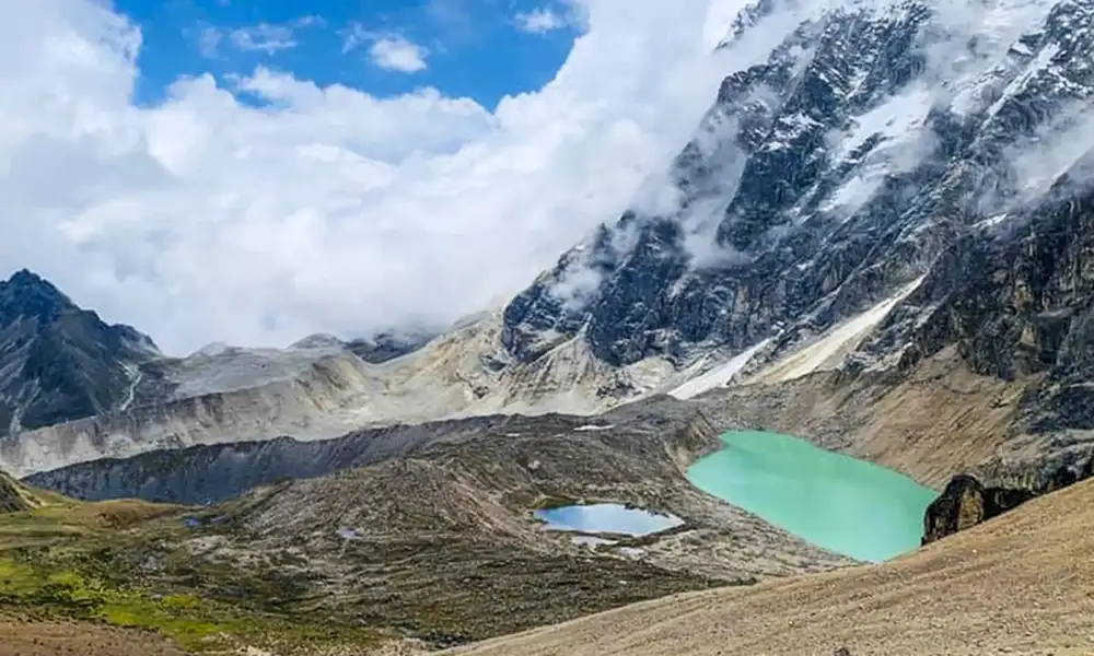 El Significado del Nombre Salkantay (Sallqantay): Historia, Etimología, Mitos y Espiritualidad del Apu Sagrado