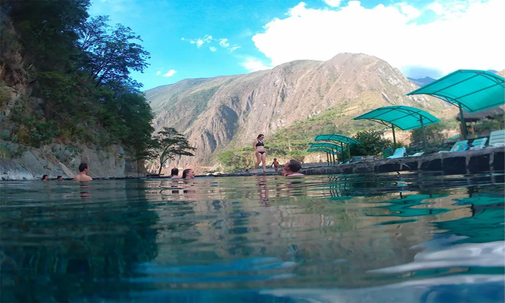 Tour Salkantay Trek + Baños Termales de Cocalmayo